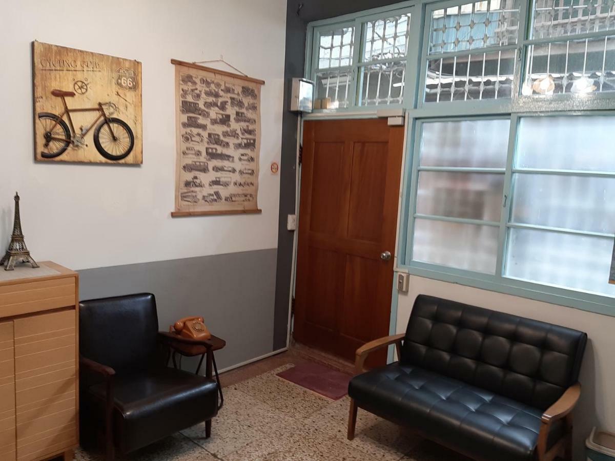 Ferienwohnung Gratitude Tainan Exterior foto